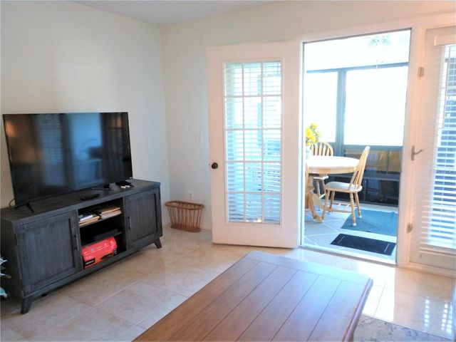 307 PINE HOLLOW CIRCLE 307, Englewood, FL 34223