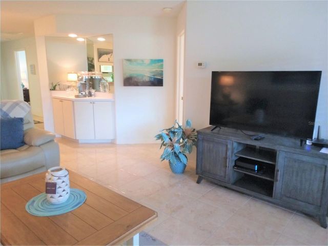 307 PINE HOLLOW CIRCLE 307, Englewood, FL 34223