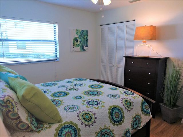 307 PINE HOLLOW CIRCLE 307, Englewood, FL 34223