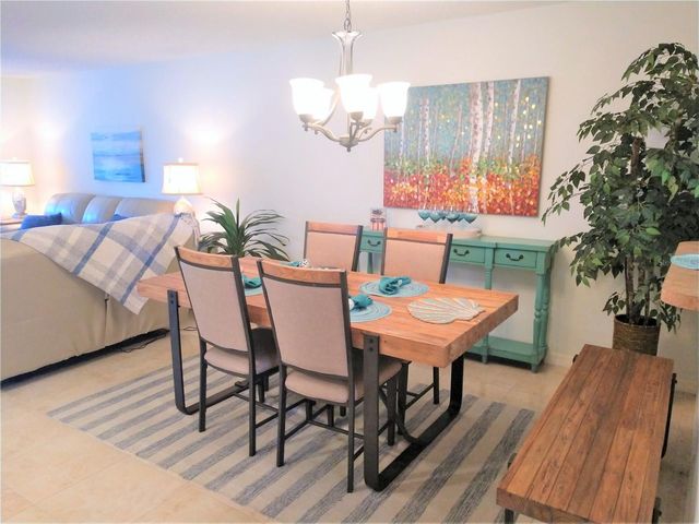 307 PINE HOLLOW CIRCLE 307, Englewood, FL 34223