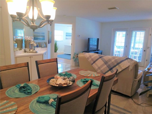 307 PINE HOLLOW CIRCLE 307, Englewood, FL 34223