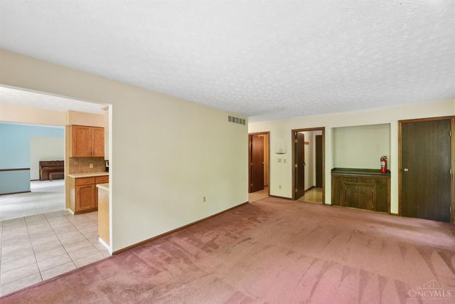 13 Cherokee Trail, New Richmond, OH 45157