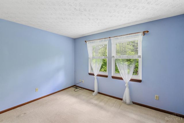 13 Cherokee Trail, New Richmond, OH 45157
