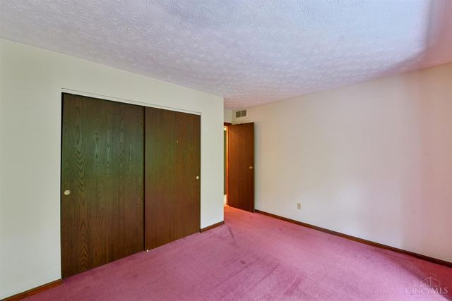 13 Cherokee Trail, New Richmond, OH 45157