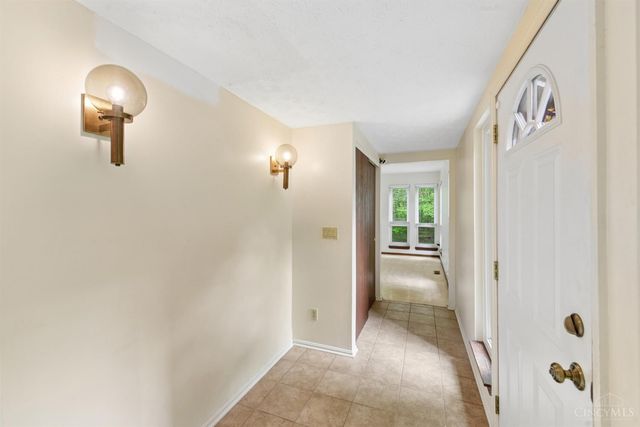 13 Cherokee Trail, New Richmond, OH 45157