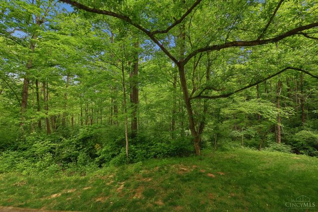 13 Cherokee Trail, New Richmond, OH 45157