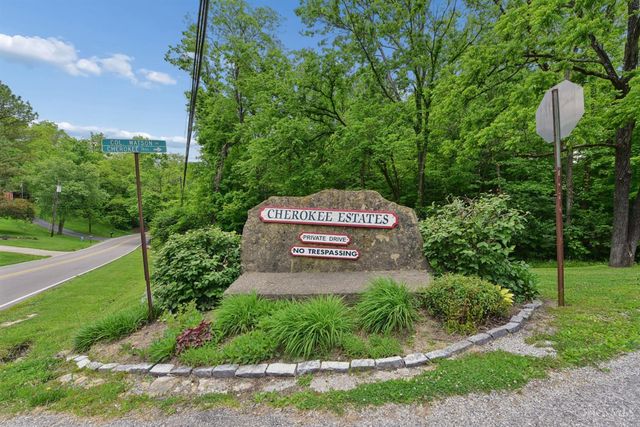 13 Cherokee Trail, New Richmond, OH 45157