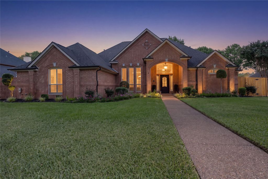 5601 Sycamore Drive, Colleyville, TX 76034 — exterior