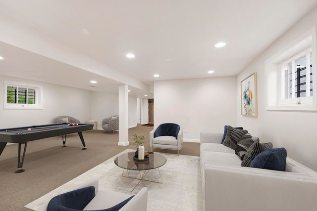 4433 N Narragansett Avenue, Chicago, IL 60630