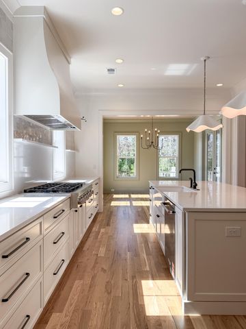 3873 Summerton Street, Mount Pleasant, SC 29466