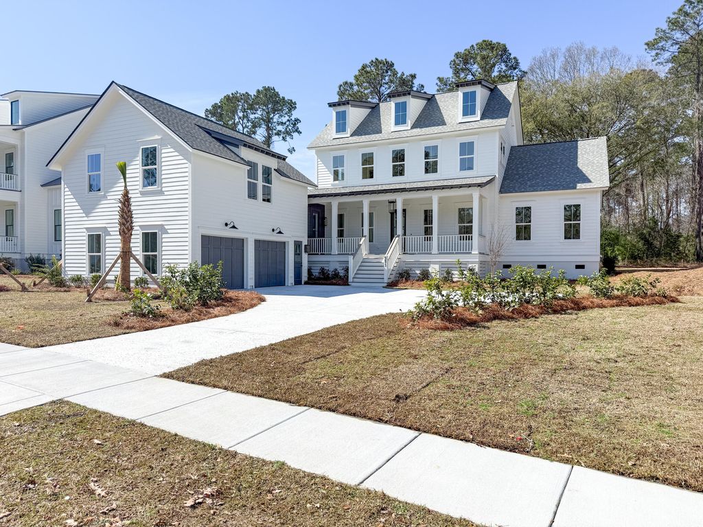 Image 1 of property listing at 3873 Summerton Street, Mount Pleasant, SC 29466