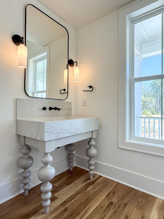 Image 11 of property listing at 3873 Summerton Street, Mount Pleasant, SC 29466