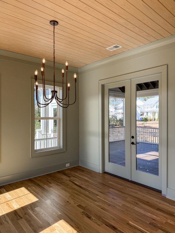 Image 20 of property listing at 3873 Summerton Street, Mount Pleasant, SC 29466