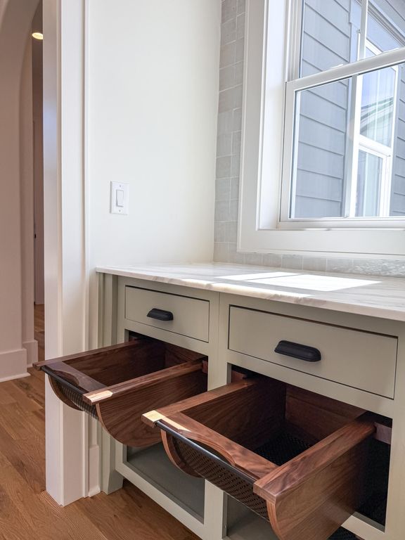 Image 34 of property listing at 3873 Summerton Street, Mount Pleasant, SC 29466