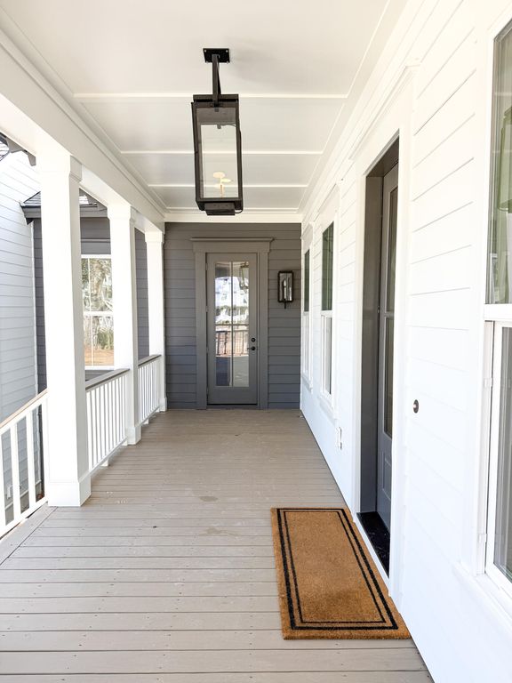 Image 8 of property listing at 3873 Summerton Street, Mount Pleasant, SC 29466