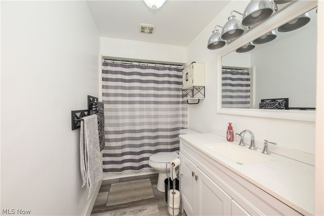 5355 Fulton Drive NW, Canton, OH 44718