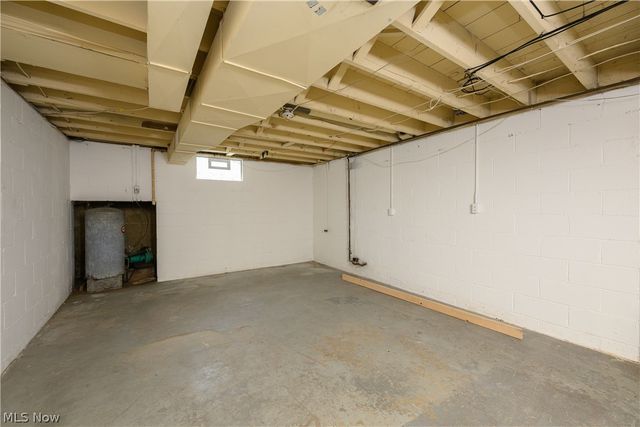 5355 Fulton Drive NW, Canton, OH 44718