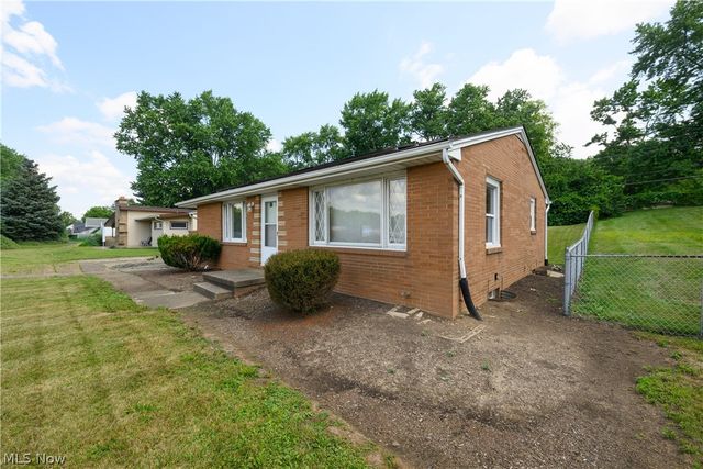 5355 Fulton Drive NW, Canton, OH 44718