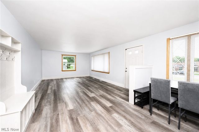 5355 Fulton Drive NW, Canton, OH 44718