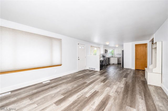 5355 Fulton Drive NW, Canton, OH 44718