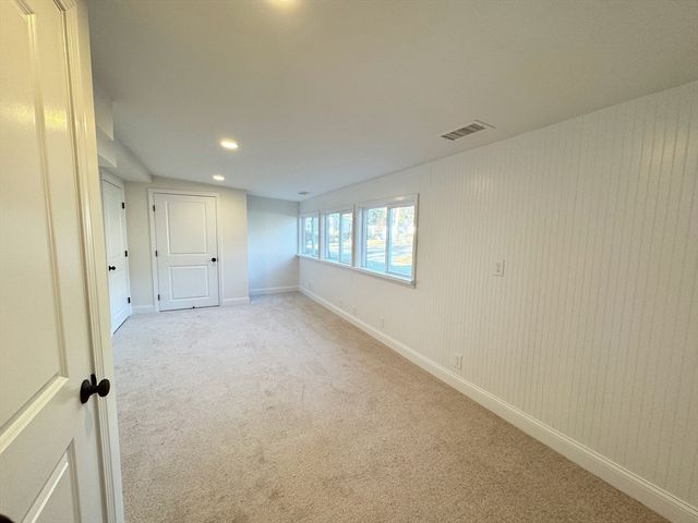 5 Rosewood, Halifax, MA 02338