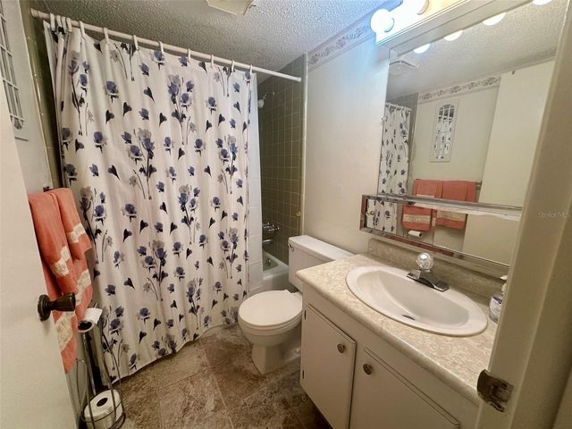 4115 34TH WAY S 194, St Petersburg, FL 33711