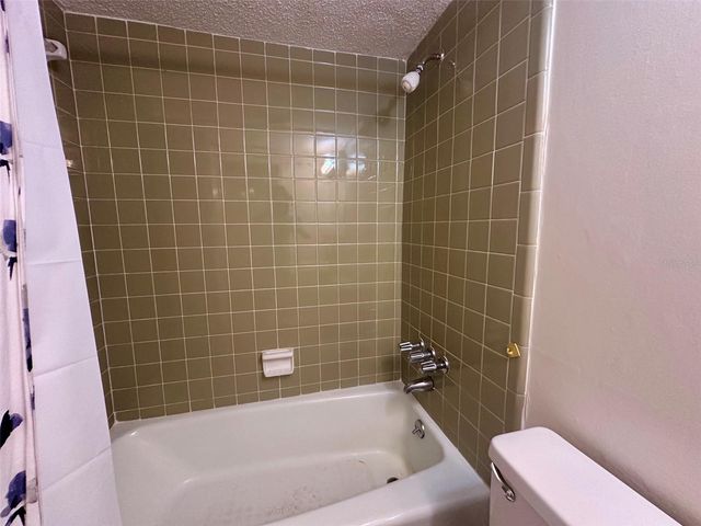 4115 34TH WAY S 194, St Petersburg, FL 33711