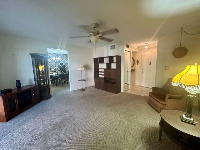 4115 34TH WAY S 194, St Petersburg, FL 33711