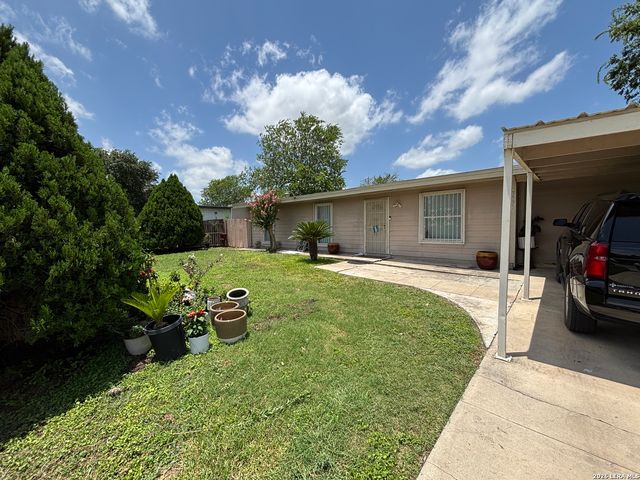 7531 ALPINE VALLEY DR, San Antonio, TX 78242