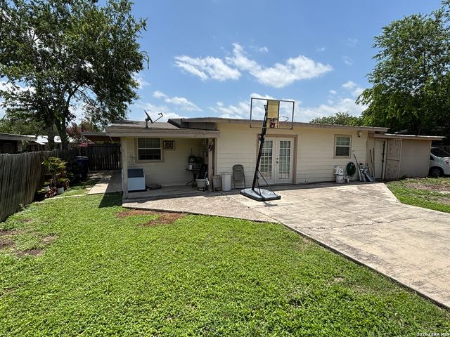 7531 ALPINE VALLEY DR, San Antonio, TX 78242