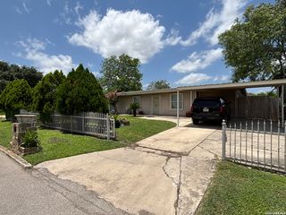 7531 ALPINE VALLEY DR, San Antonio, TX 78242