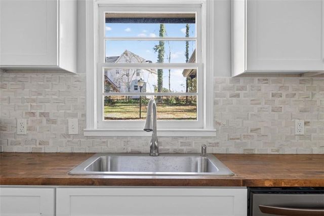 7228 Mount Vernon Road, Lithia Springs, GA 30122