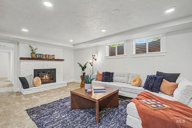 5920 W Cruzen St., Boise, ID 83704