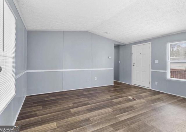 204 Fleetwood Drive, Fayetteville, GA 30214