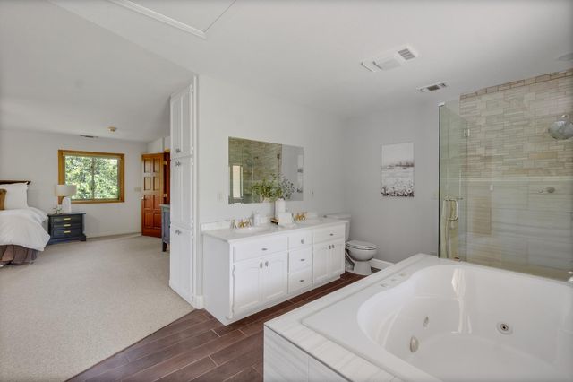 3350 Rattlesnake Rd, Newcastle, CA 95658