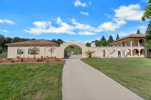 3350 Rattlesnake Rd, Newcastle, CA 95658