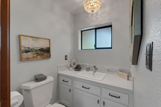 3350 Rattlesnake Rd, Newcastle, CA 95658