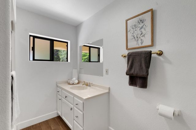 3350 Rattlesnake Rd, Newcastle, CA 95658