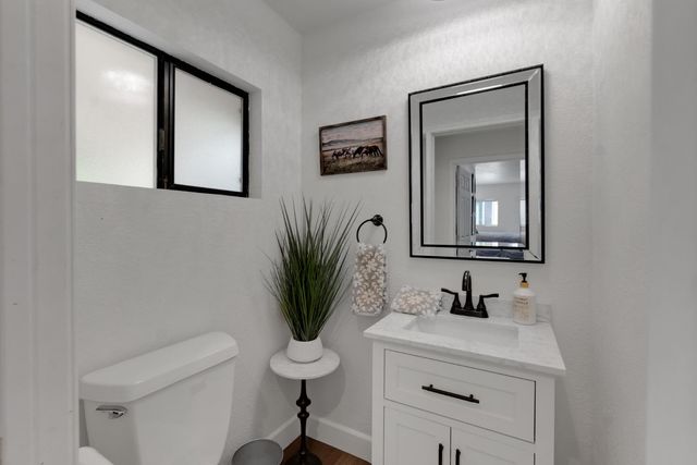 3350 Rattlesnake Rd, Newcastle, CA 95658