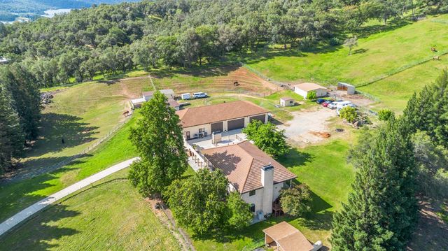 3350 Rattlesnake Rd, Newcastle, CA 95658