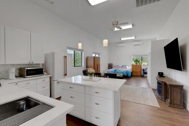 3350 Rattlesnake Rd, Newcastle, CA 95658