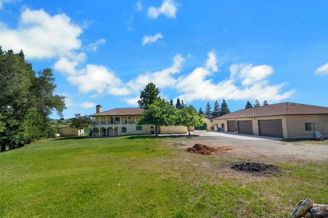 3350 Rattlesnake Rd, Newcastle, CA 95658