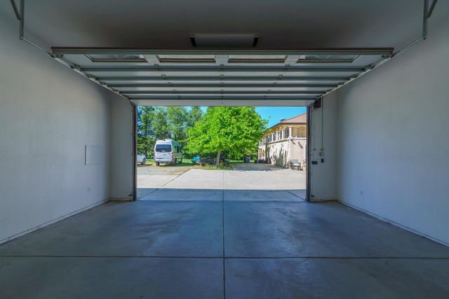 3350 Rattlesnake Rd, Newcastle, CA 95658