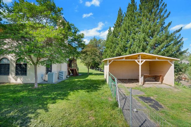3350 Rattlesnake Rd, Newcastle, CA 95658