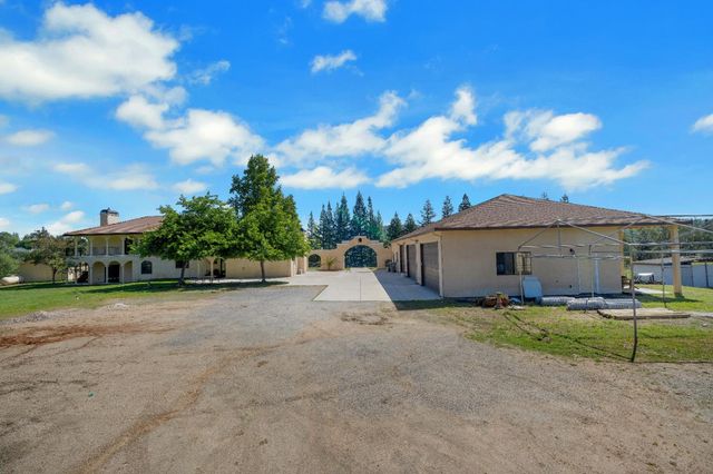 3350 Rattlesnake Rd, Newcastle, CA 95658