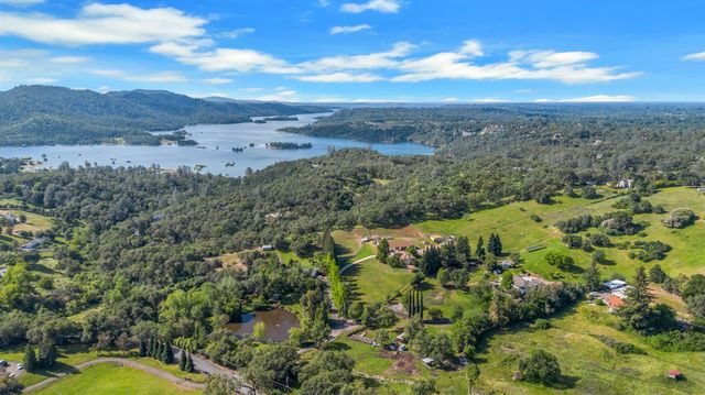 3350 Rattlesnake Rd, Newcastle, CA 95658