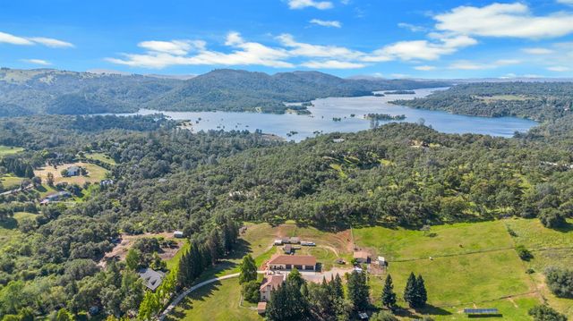 3350 Rattlesnake Rd, Newcastle, CA 95658