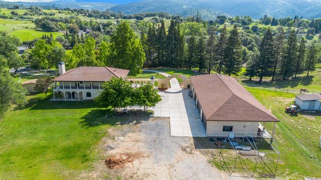3350 Rattlesnake Rd, Newcastle, CA 95658