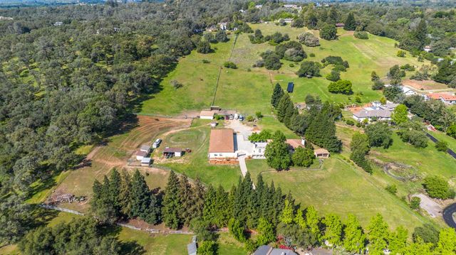 3350 Rattlesnake Rd, Newcastle, CA 95658