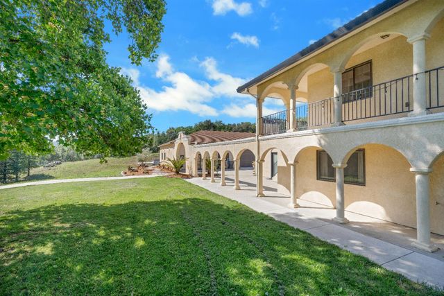 3350 Rattlesnake Rd, Newcastle, CA 95658